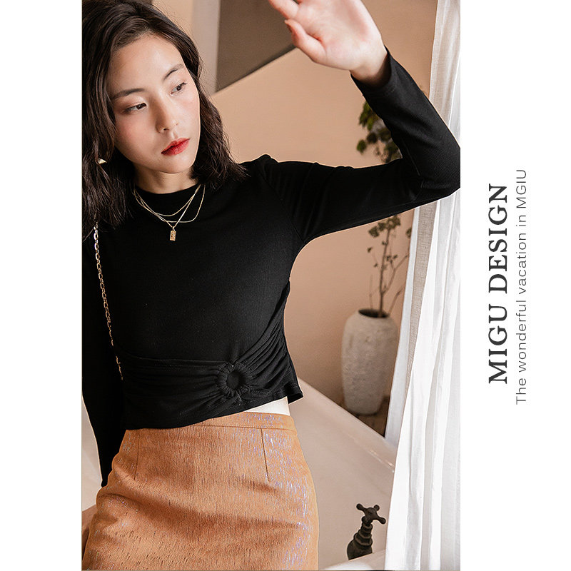 弥古黑色长袖打底t恤短款修身针织上衣女春季外穿设计感显瘦小衫