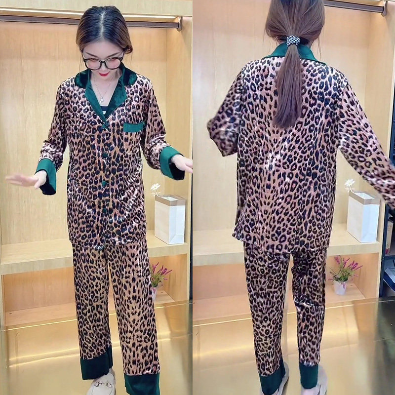 2024年新款豹纹睡衣女春秋冬季加肥加大码金丝绒家居服套装200斤
