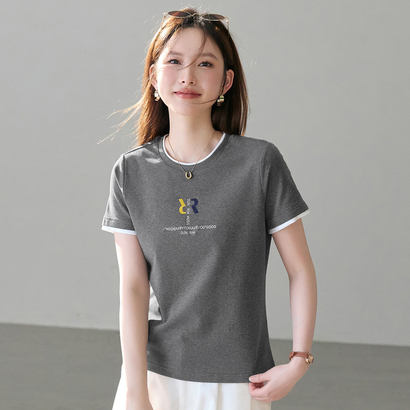 正肩短袖t恤女2026新款夏季爆款减龄女装气质上衣灰色半袖体恤衫