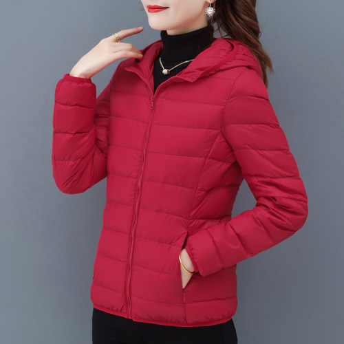 轻薄短款羽绒服女妈妈显瘦外套
