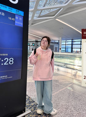 老章和小胖PONGKIKI粉奶油卫衣女大码连帽上衣秋胖mm显瘦套头外套