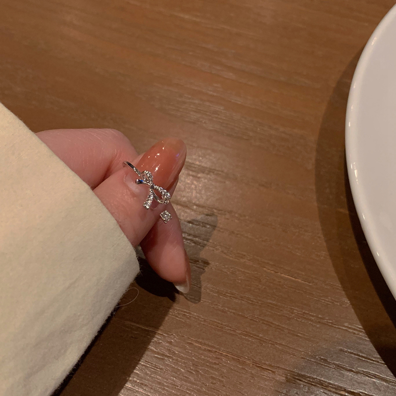 春季蝴蝶尾戒新款食指女