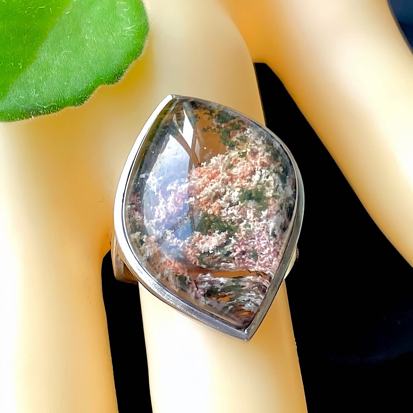天然水晶戒指绿幽灵戒指巴西彩幽灵戒指马眼形戒面银包闭口礼物女