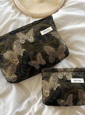 2026新款高级感化妆包女便携式大容量旅行卫生巾收纳袋小洗漱包