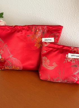 本命年红色新款中式国风化妆包女结婚喜庆化妆袋便携大容量收纳包