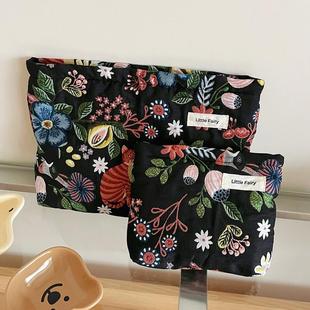 化妆包女2025新款便携式大容量旅行外出洗漱内胆杂物随身收纳小包