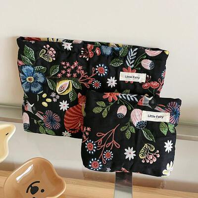 2026新款便携大容量旅行化妆包