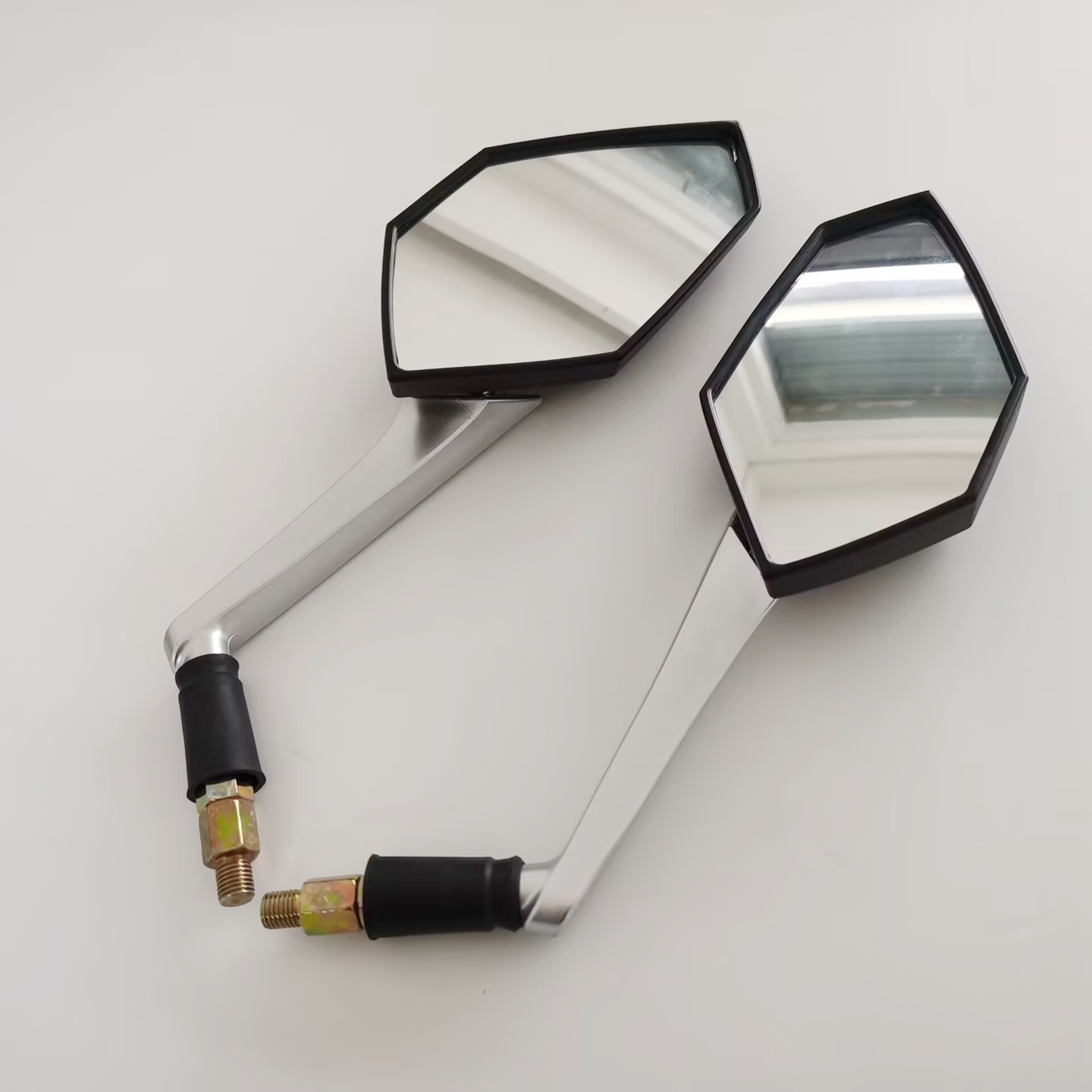 适用n19摩托车后视镜 Z1000改装配件 N19摩托车嘉爵250外壳反光镜