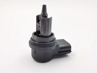 适用铃木踏板优友UU125T怠速马达UY125T节气阀怠速控制阀步进电机