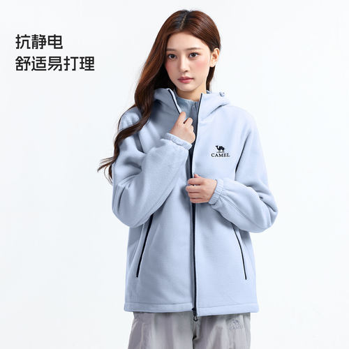 骆驼女装上衣外套抓绒衣秋季穿搭