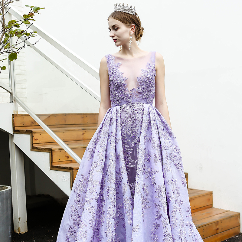 LEEDY新款&ME重工 手工钉珠刺绣性感深V婚纱露背长款拖尾礼服