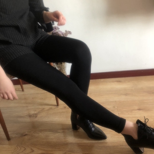 桑扶兰旗下品牌 happbra黑色带绒中厚款美腿显瘦外穿保暖打底裤女
