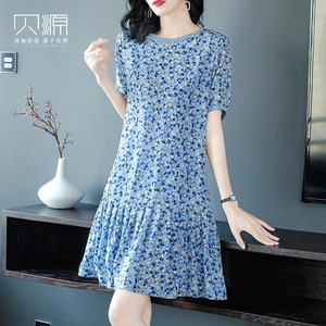贝源减龄蓝色碎花桑蚕丝连衣裙2026新款小个子中长款短袖真丝女裙