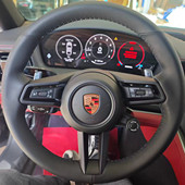 保时捷帕拉梅拉T卡宴MACAN718 911aycan原车无孔牛皮手缝方向盘套