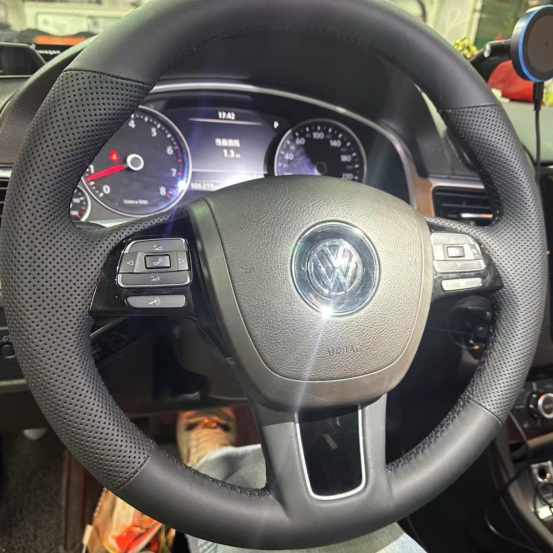 老款大众途锐途观帕萨特迈腾速腾咖啡色纳帕真皮手缝方向盘套