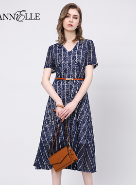 Cannelle晴迷桂莉 条纹印花蕾丝连衣裙