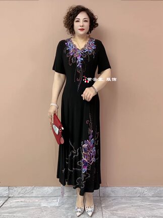 专柜同款中年妈妈夏季短袖南韩丝长裙镶钻绣花收腰时尚过膝连衣裙
