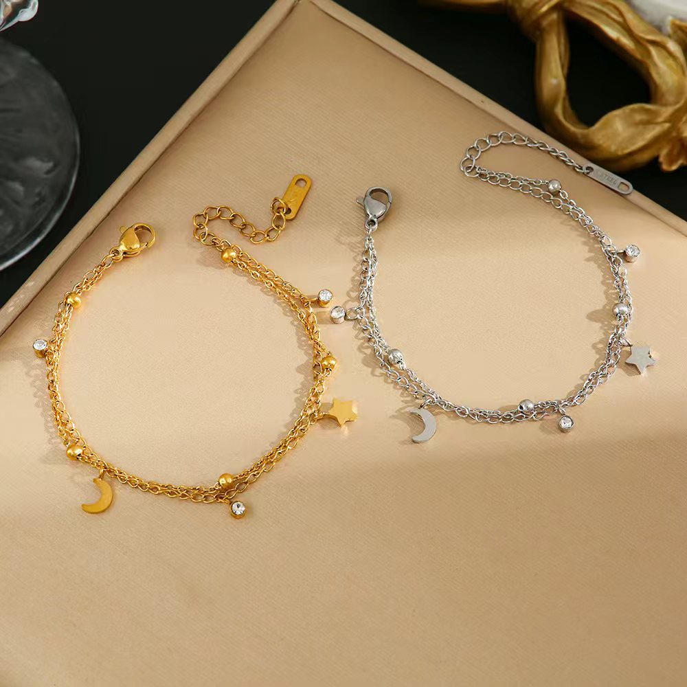 钛钢手链女双层叠戴星月甜美小众设计闺蜜轻奢高级感饰品不掉色