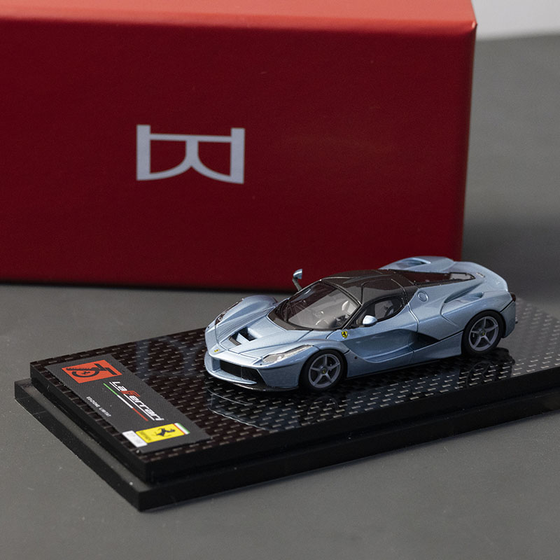 DMH 1:64法拉利拉法树脂正版汽车模型