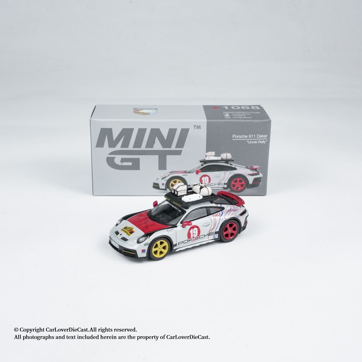 MINIGT1:64 #1068 保时捷911达喀尔 合金车模仿真汽车模型