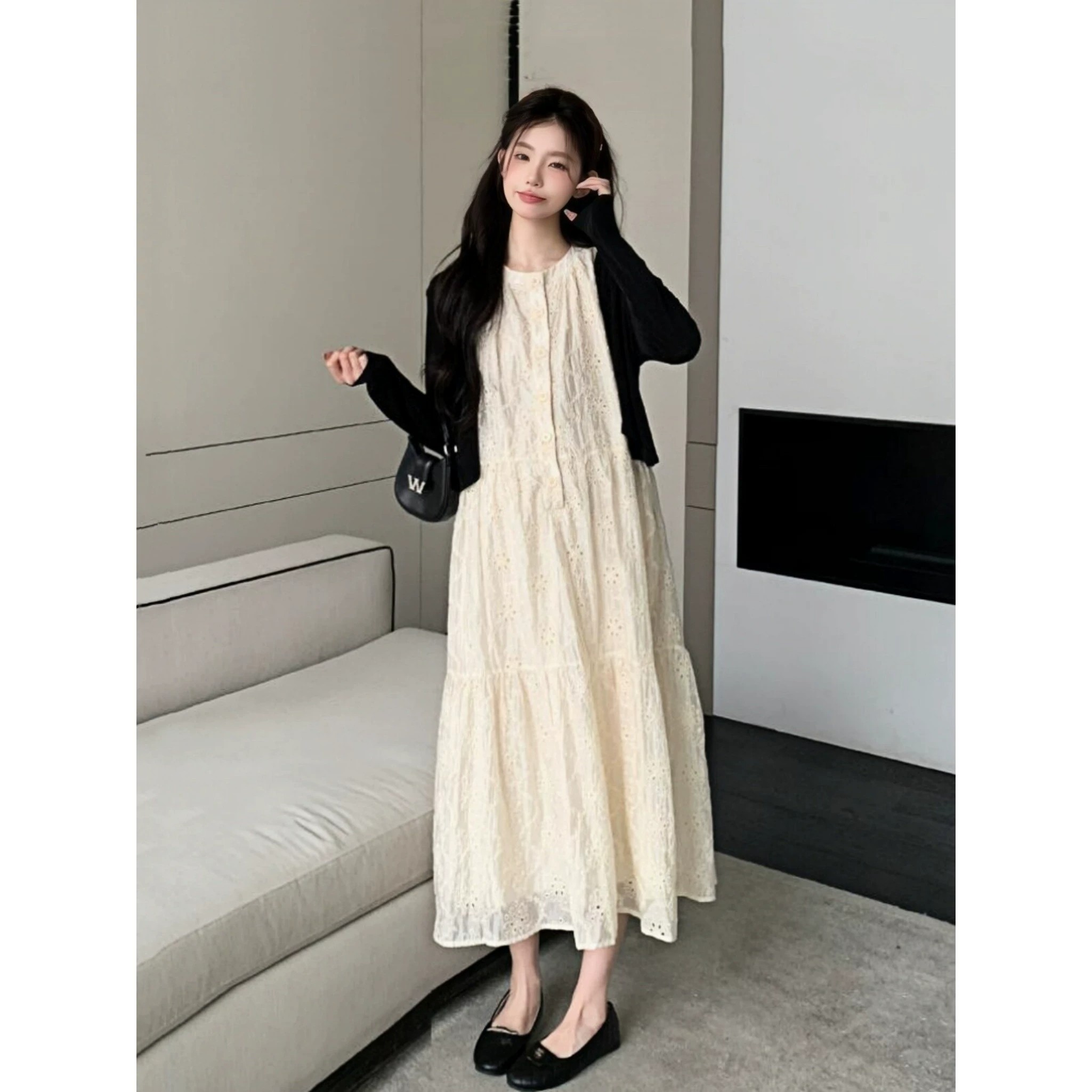 孕妇夏装连衣裙宽松A字无袖时尚法式裙子夏季开衫蕾丝镂空背心裙