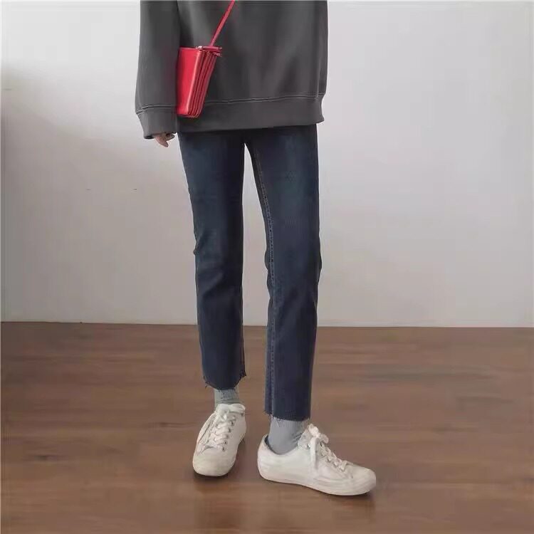 孕妇牛仔裤秋冬2023新款加绒加厚毛边直筒裤女冬季显瘦外穿烟管裤
