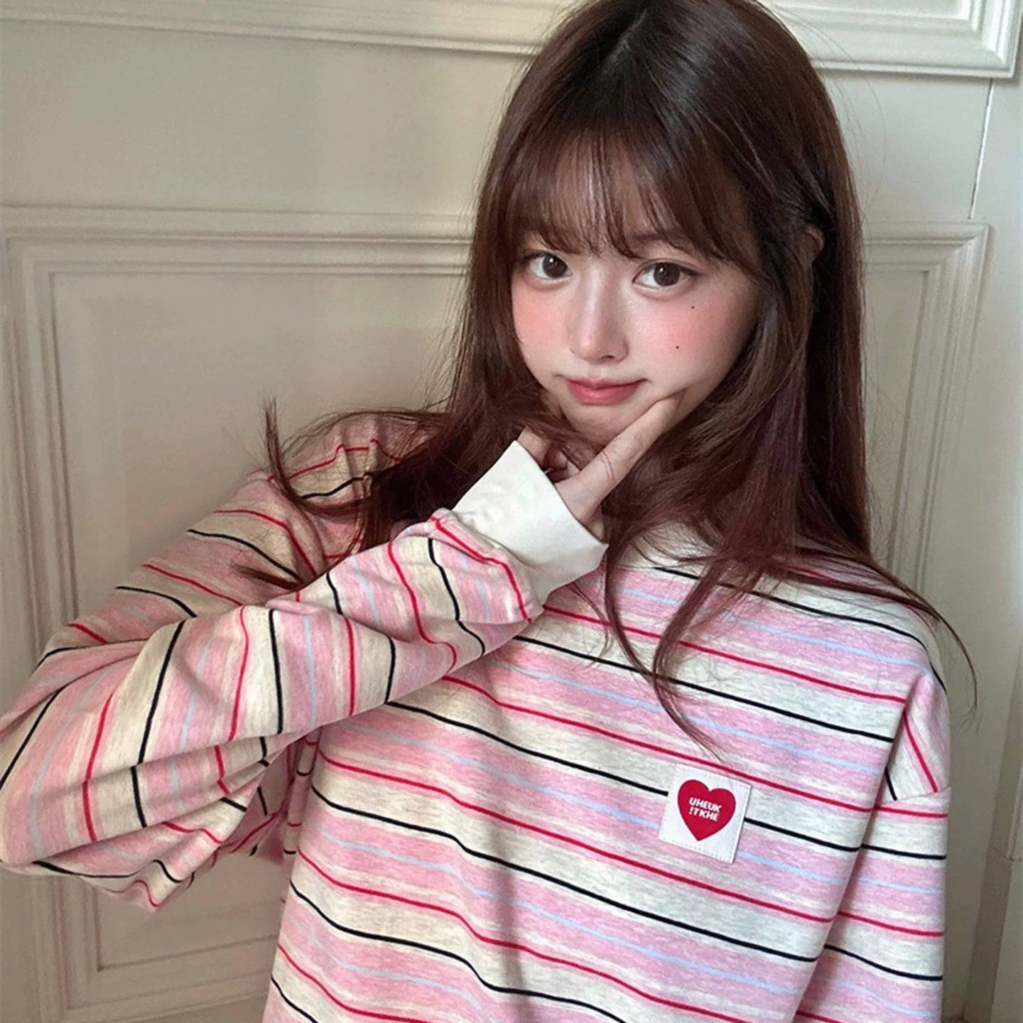 韩系甜美粉色条纹长袖T恤女2025春秋季新款设计感宽松休闲上衣ins