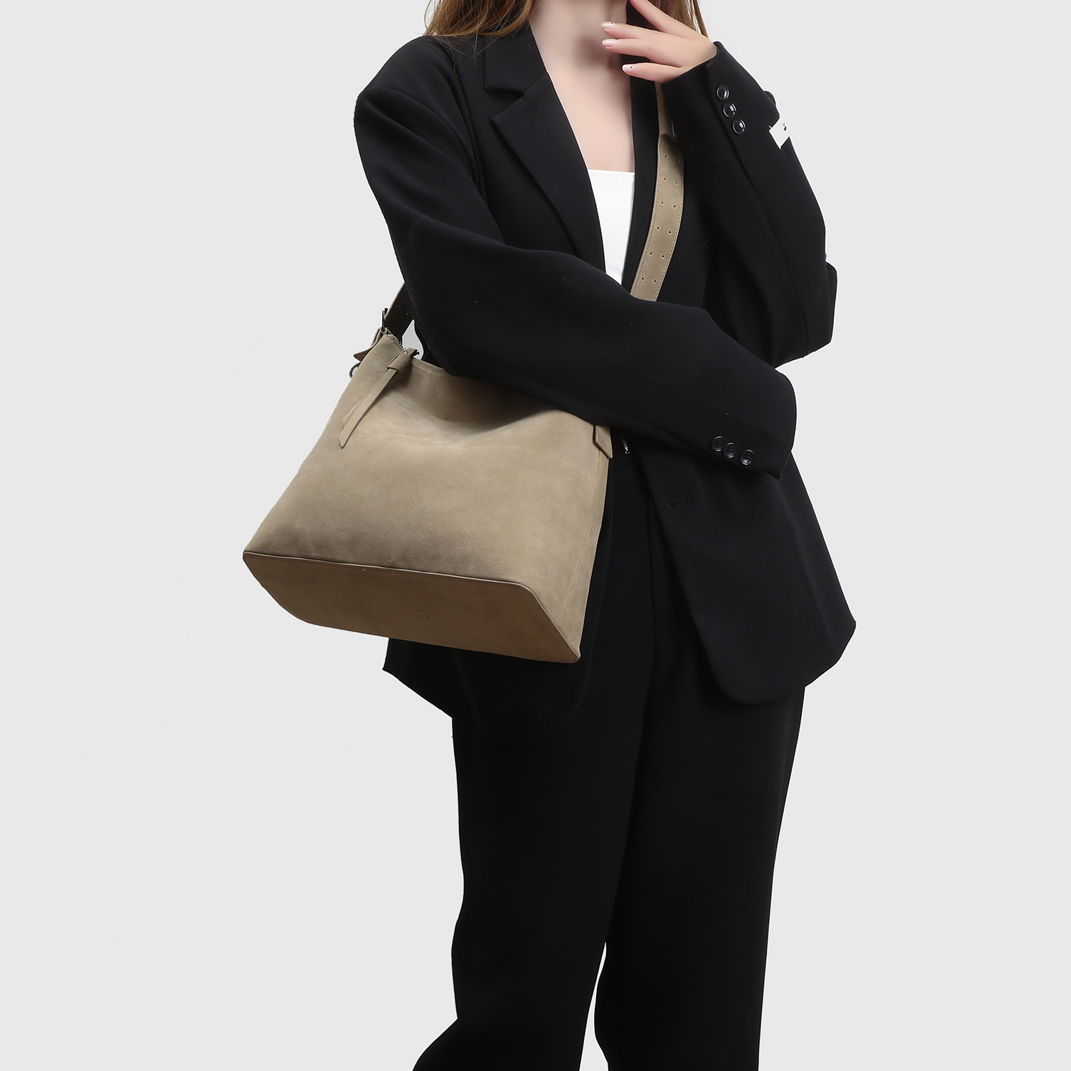 XVN明星同款磨砂牛皮托特包大容