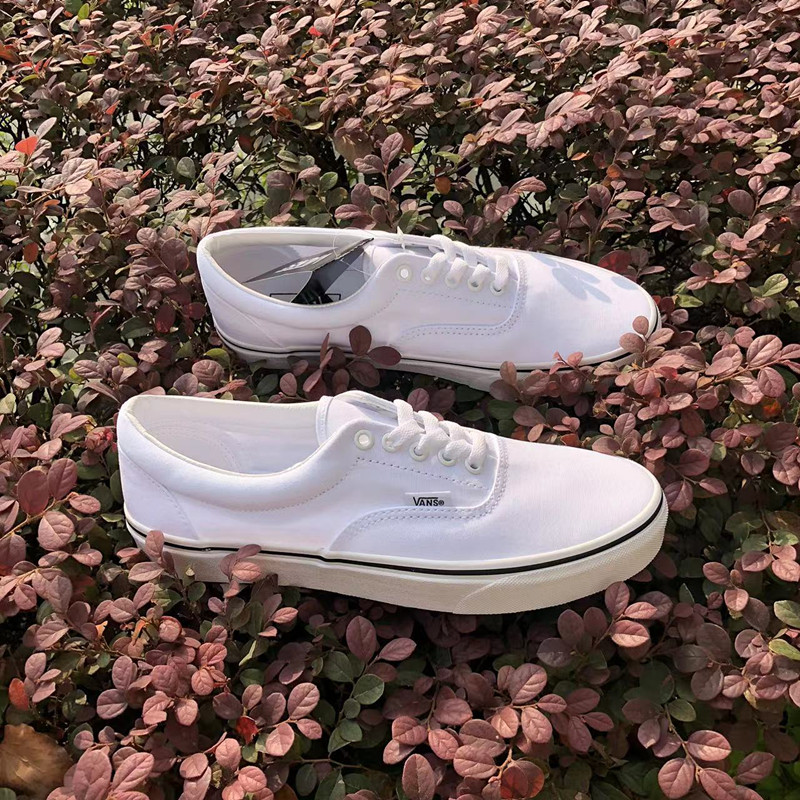 白菜 Vans Era 纯白色休闲板鞋低帮 男女款  VN000EWZW