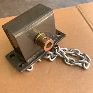 中国重汽原厂配件豪沃金王子斯太尔豪瀚T5G汕德卡备胎升降器支架