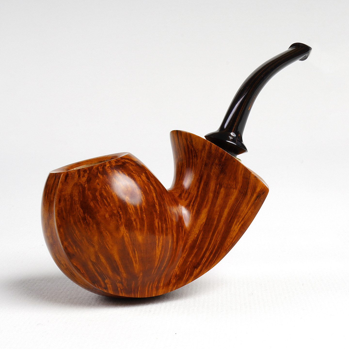 新款大烟斗意大利进口石楠木光面铜环装饰坎伯兰娜娜河豚造型烟斗