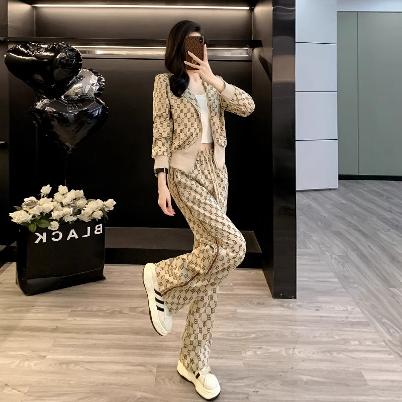 休闲运动套装卫衣两件套