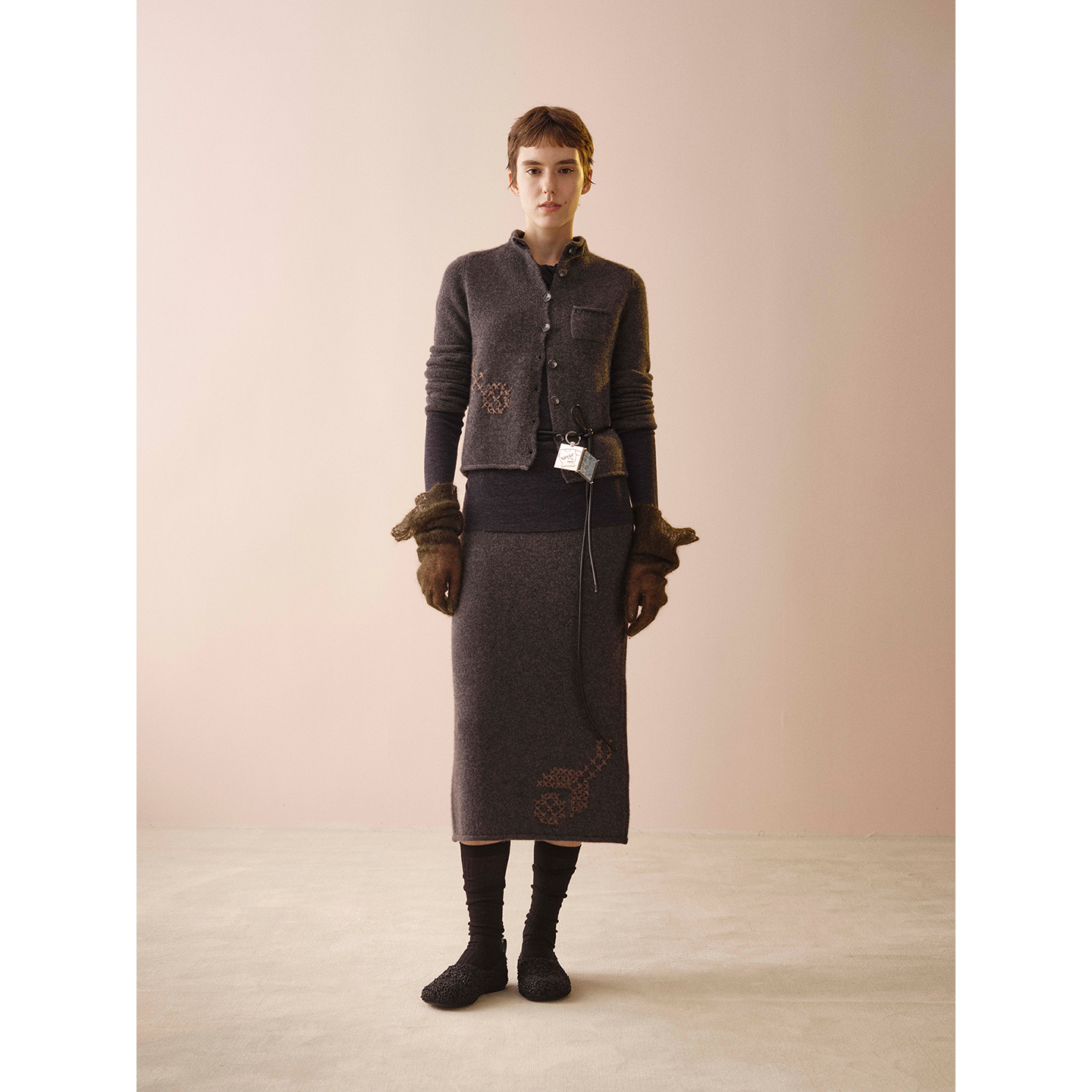 SWAYING/KINT羊绒手工绣花开衫