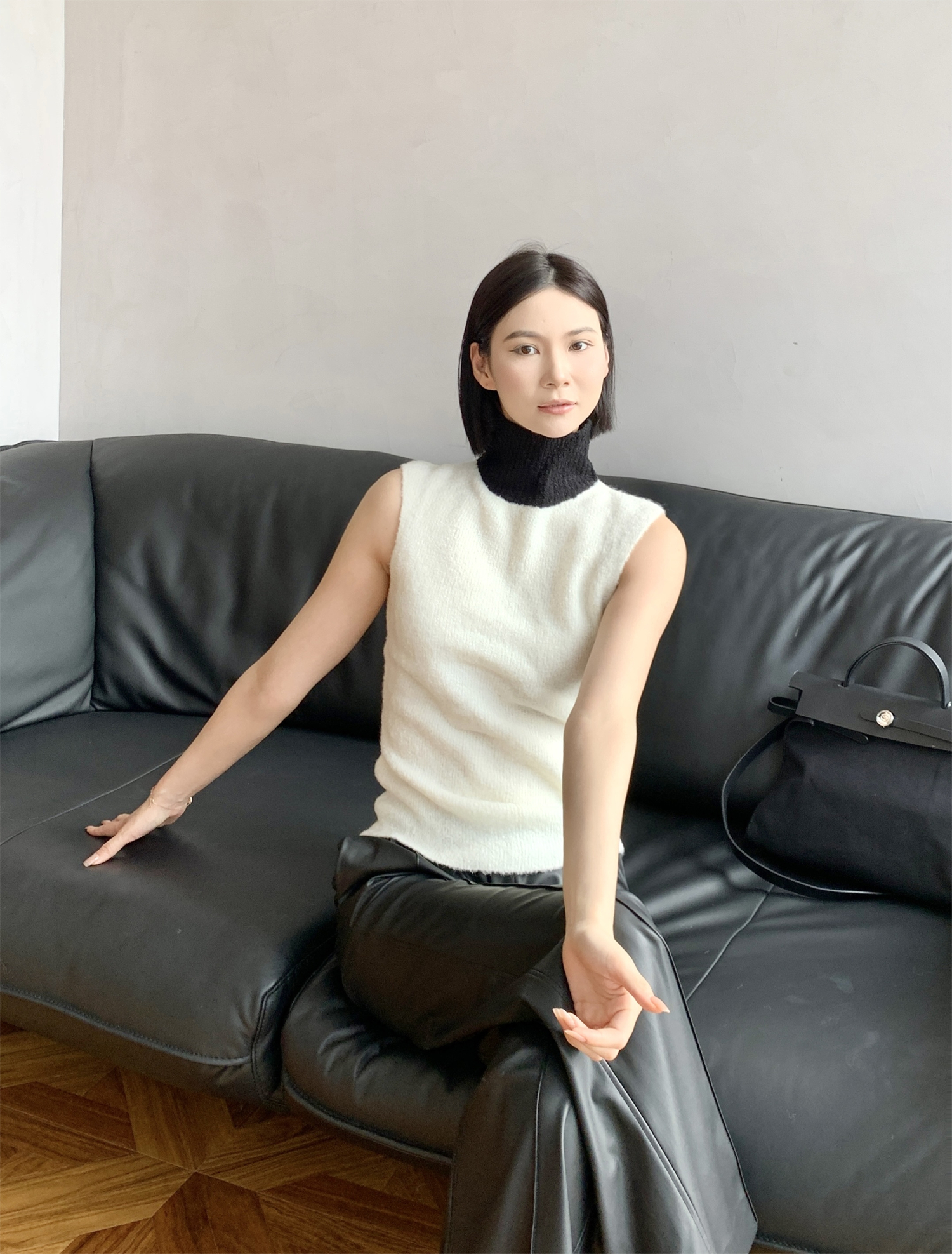 高领毛织YOEYYOU简约背心