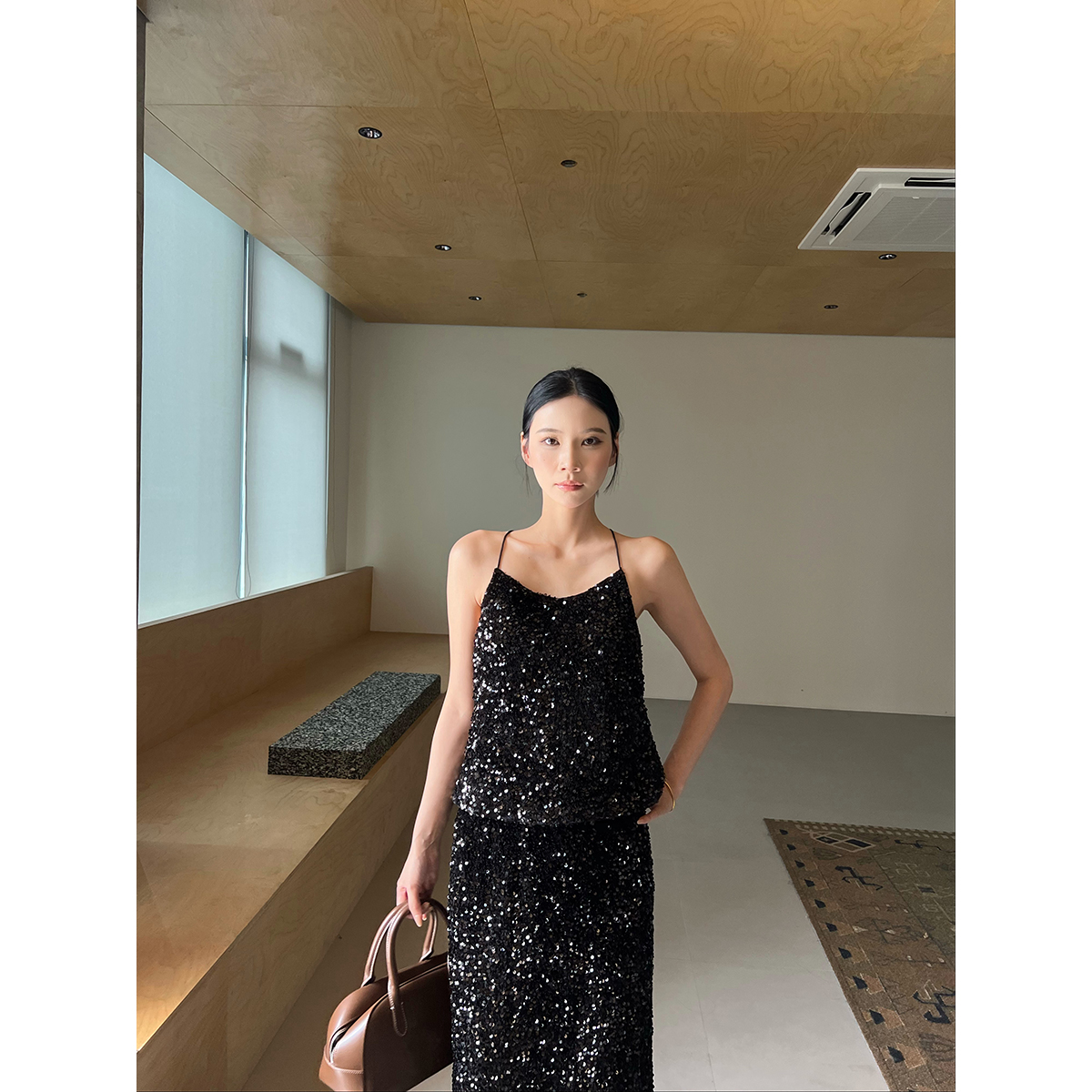 SOLSOL买手店 VIKTORIACHAN设计师品牌 24秋冬新品 亮丝吊带背心