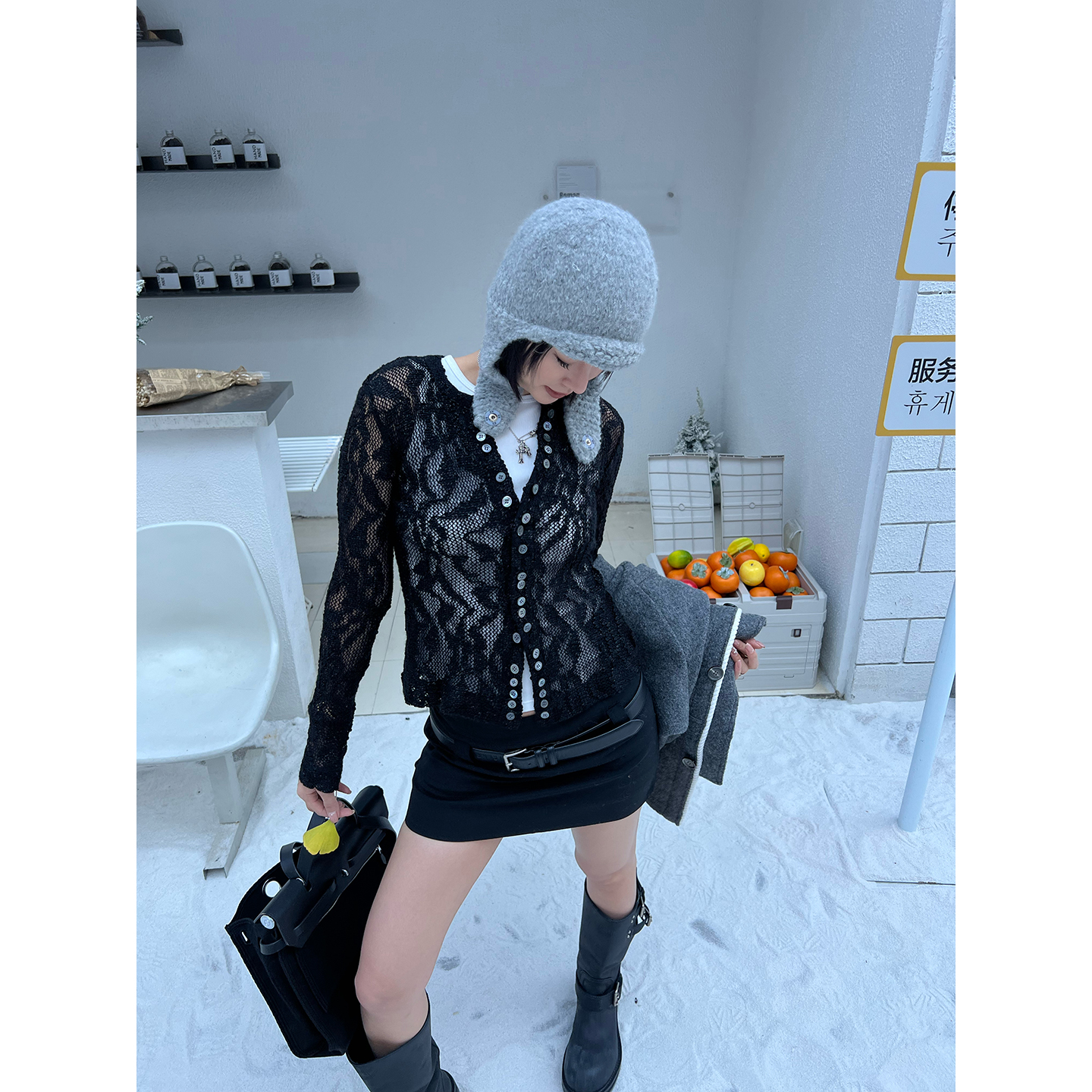 PRONOUNCE蕾丝网眼排扣打底衫秋