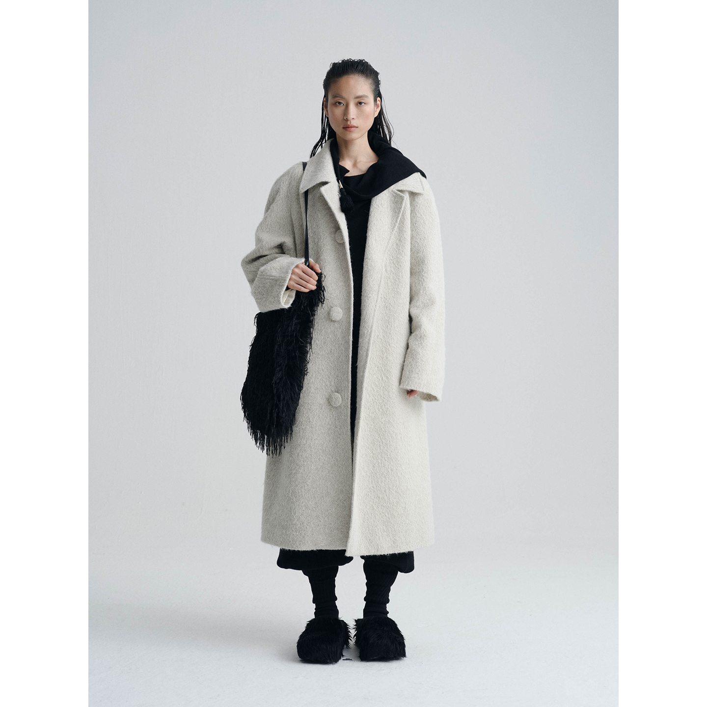 RODERIC WONG 设计师 25秋冬新品 羊驼绒混纺廓形大衣 SOLSOL