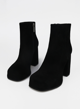 可媚2025新秋冬款方头羊猄皮侧拉链防水台超高粗跟短靴KC25911-17