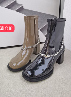 清仓‖可媚冬款牛漆皮车缝线防水台金属链粗高跟短靴女KC22906-65