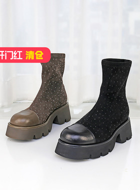 特价II可媚秋冬款圆头胎牛皮拼接弹力绒布水钻厚底短靴KC24824-36