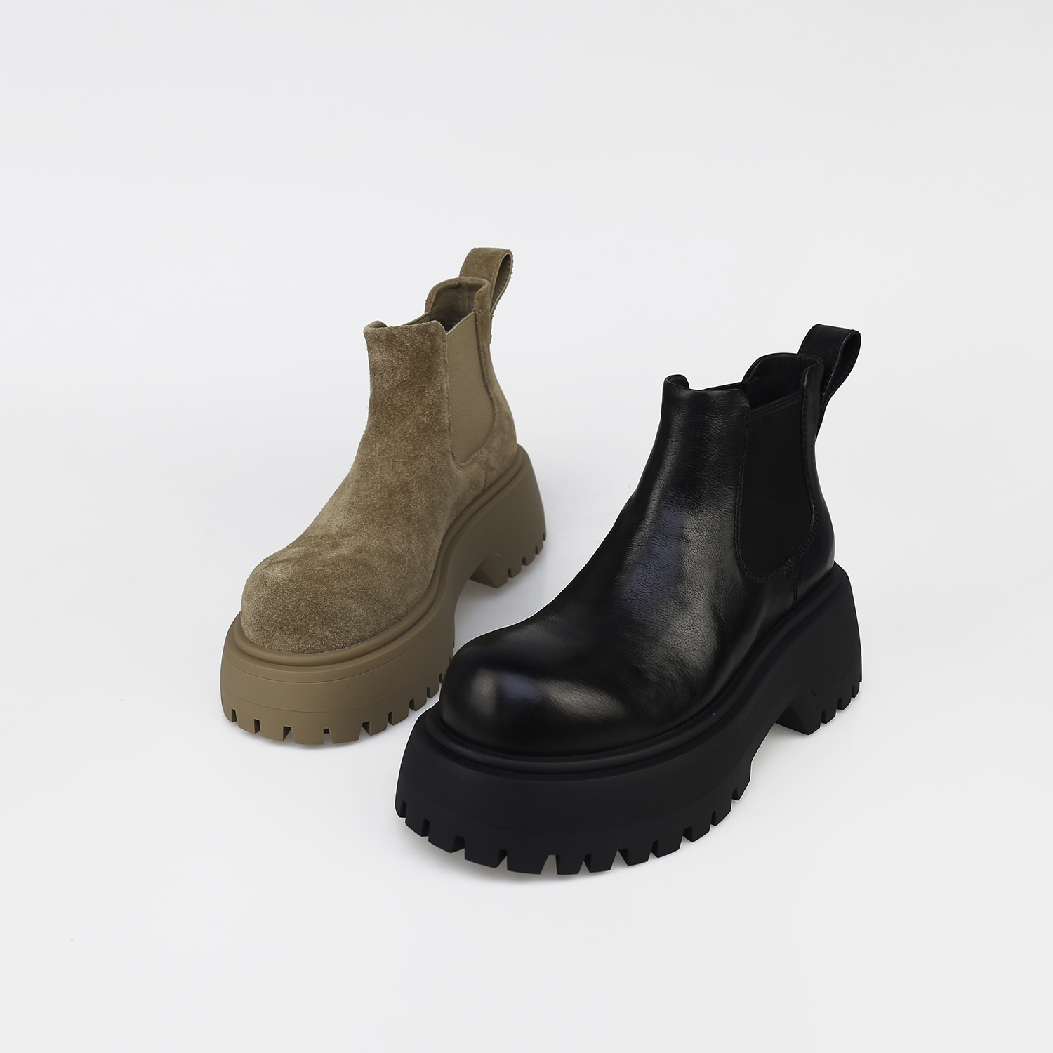 可媚圆头牛皮防滑松糕底马丁靴女