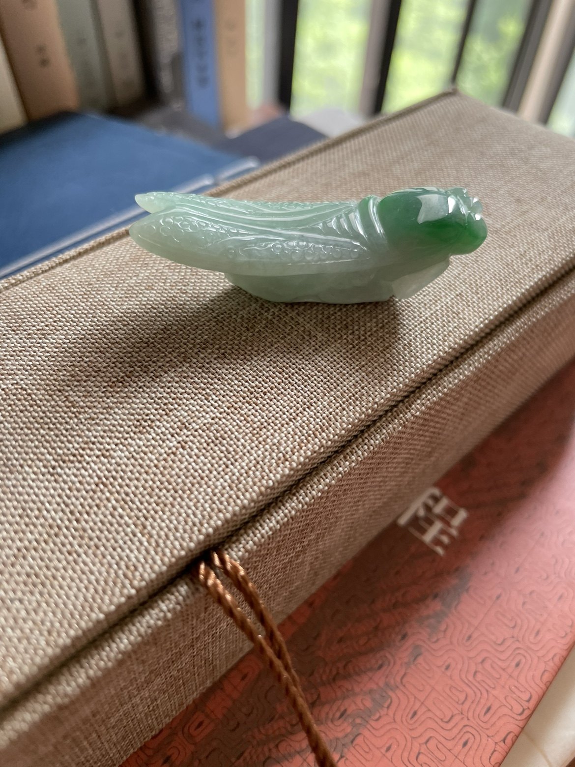 翡翠飘阳绿小蝉笔搁