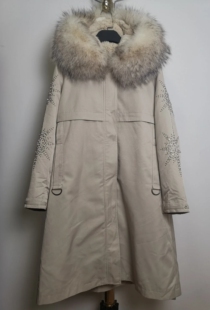 *2026年冬季新款女士中长款大狐狸毛领连帽皮草派克服尼克服外套