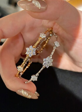 法式轻奢复古路路通项链爆款弹力四叶草手镯手链镶钻爆闪雪花戒指