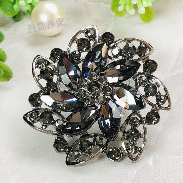 貂皮裘皮皮草大衣水貂水钻扣子纽扣 高档新款袖口装饰扣胸花1704,居家布艺,纽扣,淘宝优惠券,粉丝福利购,淘宝优惠卷