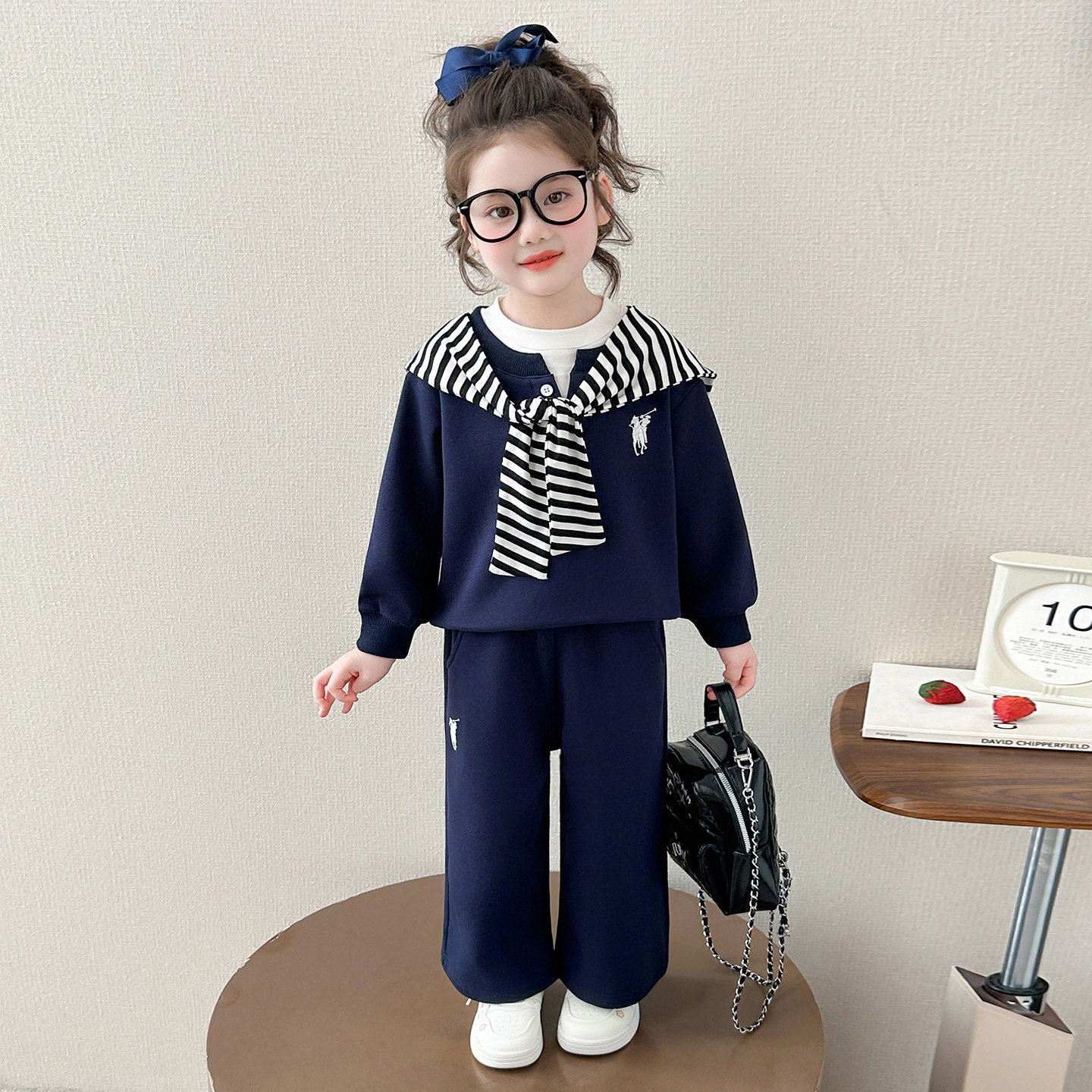 套装春秋季小童春装宝宝女女儿童超披肩运动时髦好看2026卫衣休闲