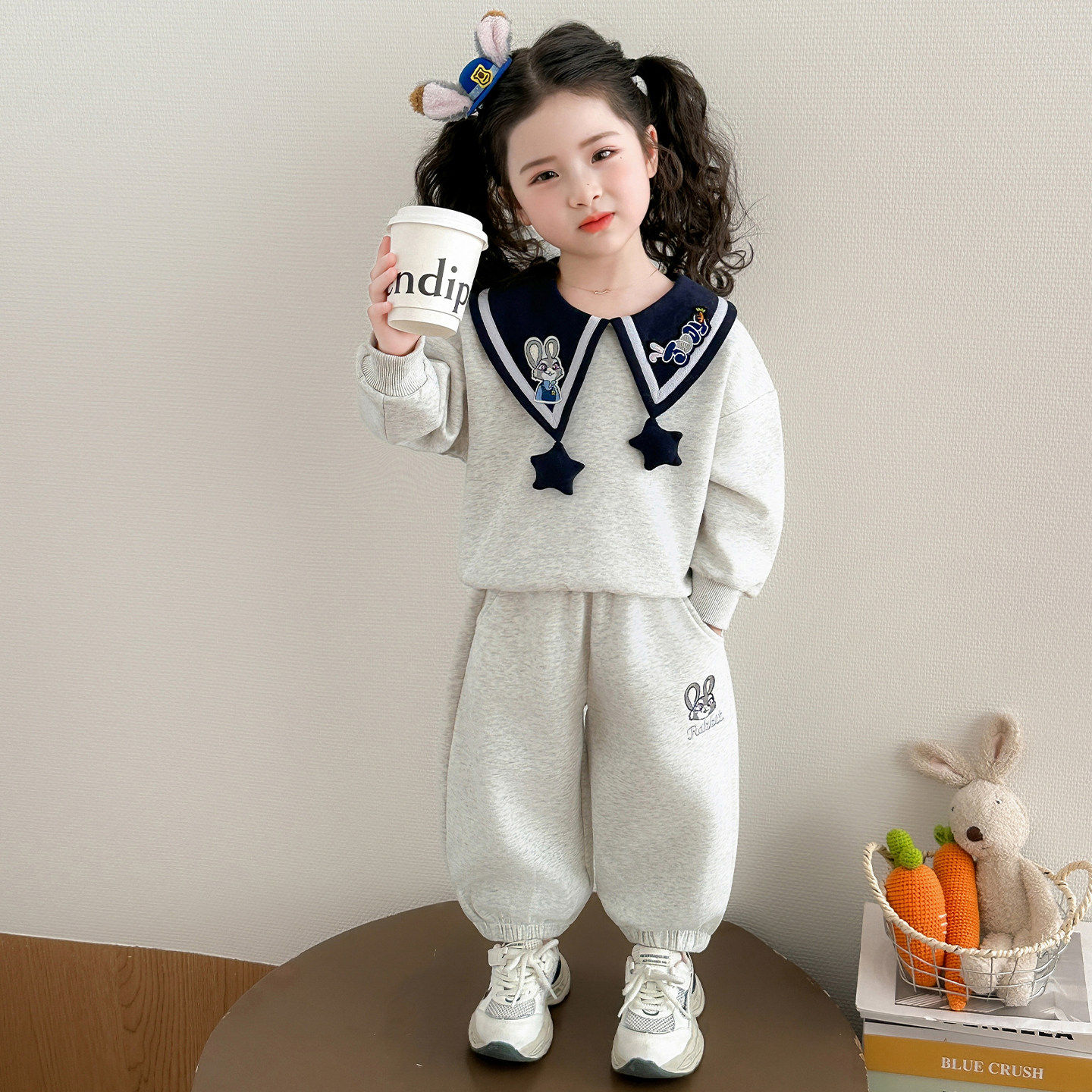 春季时髦儿童女童女2026款新款洋气套装早春春装兔子卫衣春秋宝宝