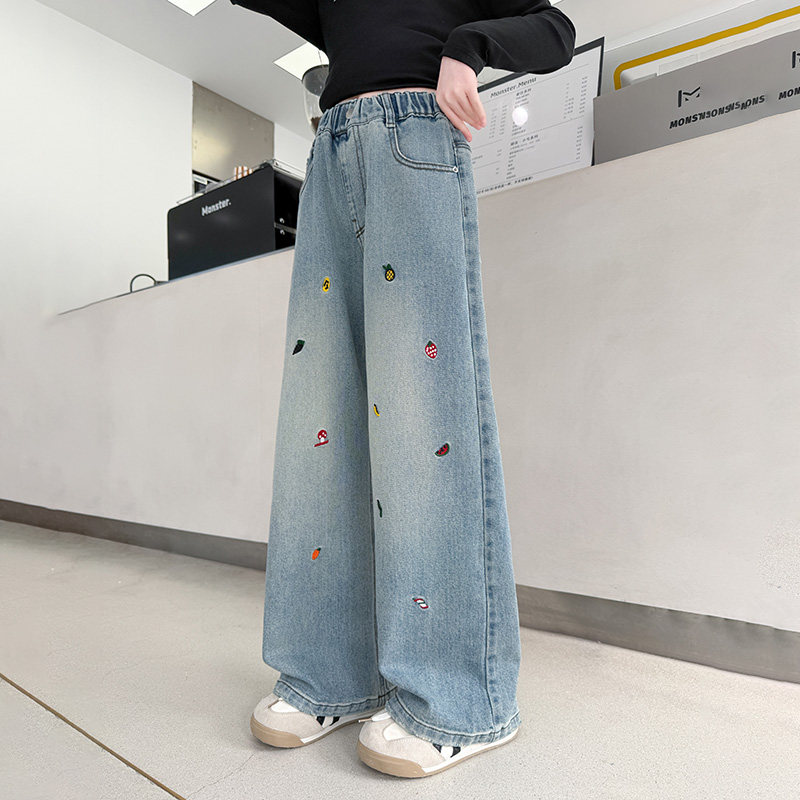 直筒刺绣新款外女童春季水果洋派2026裤子长裤女孩儿童春装穿牛仔
