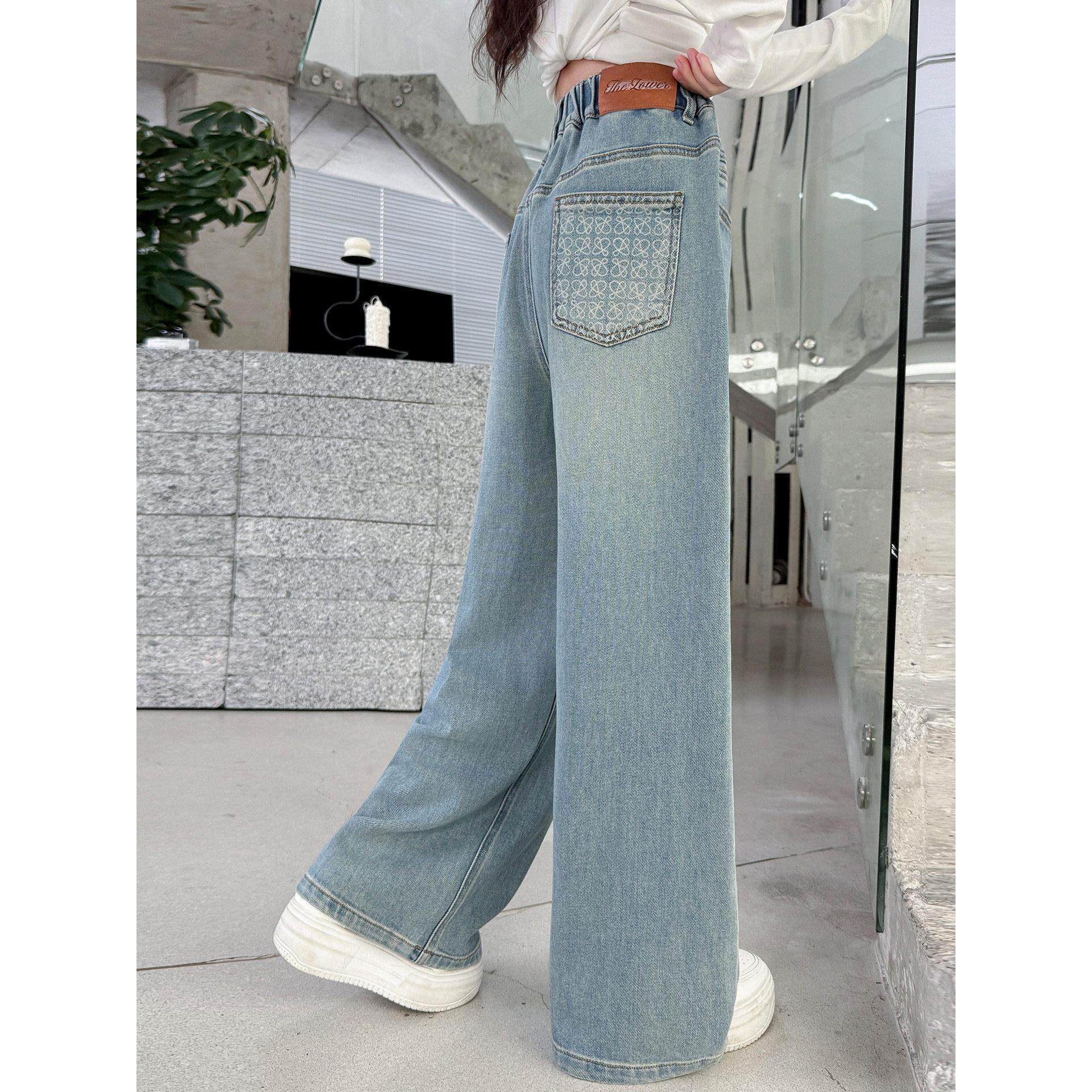 浅色阔中大童裤女童新款裤子直筒儿童春秋洋气好看腿2026牛仔裤春