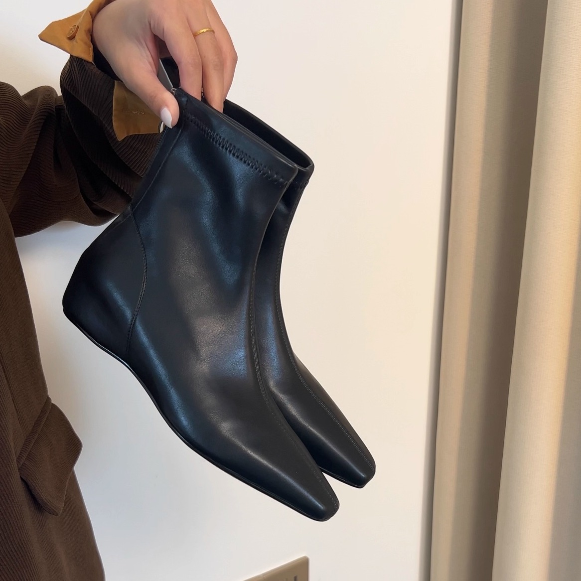 33-42码！高质感~尖头法式百搭秋冬内增高瘦瘦靴显瘦高弹力女短靴